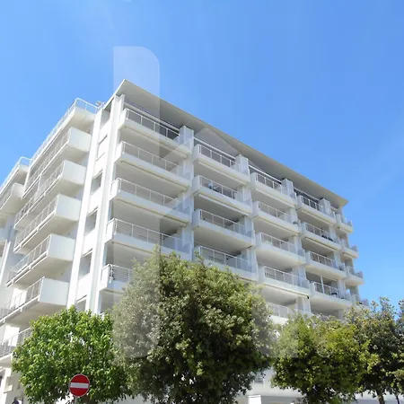 Апартаменты Homiday - Riviera Palace *