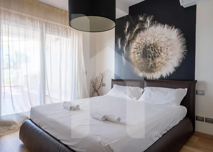 Homiday - Riviera Palace * Джулианова