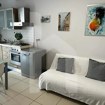 Homiday - Riviera Palace * 朱利亚诺瓦