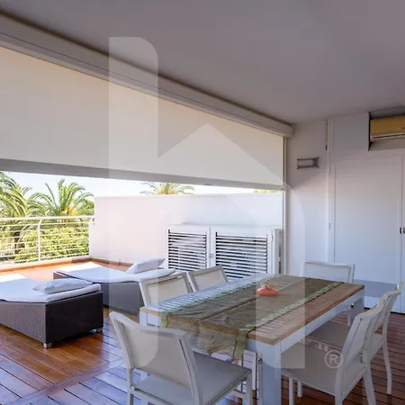 Homiday - Riviera Palace 公寓 朱利亚诺瓦