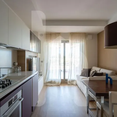 Homiday - Riviera Palace 아파트