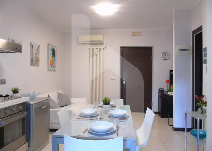 Homiday - Riviera Palace *