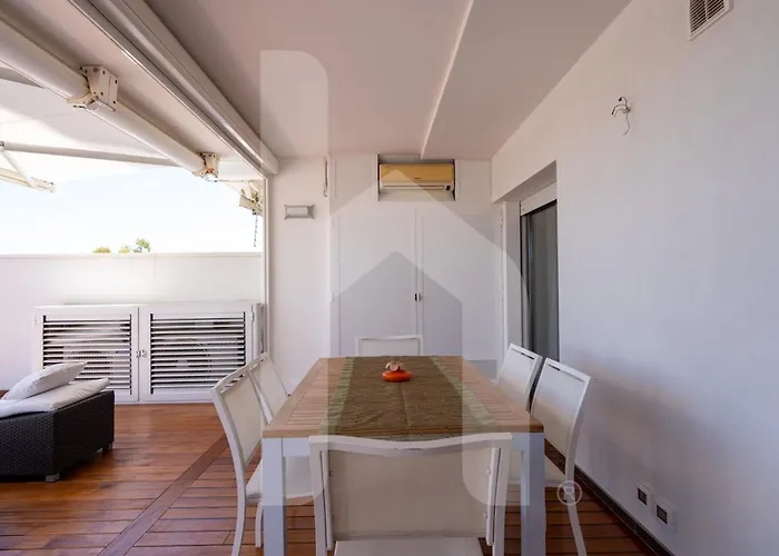 Apartment Homiday - Riviera Palace *